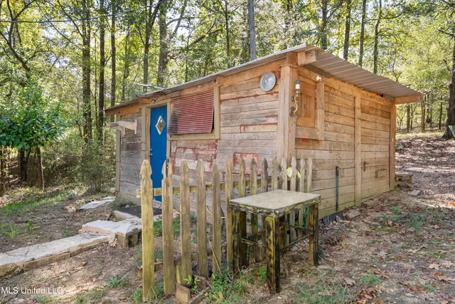 $140,000 | 62 Carlisle Road, Sarah, MS 38665