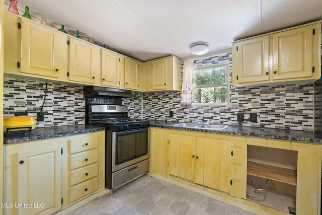 $140,000 | 62 Carlisle Road, Sarah, MS 38665