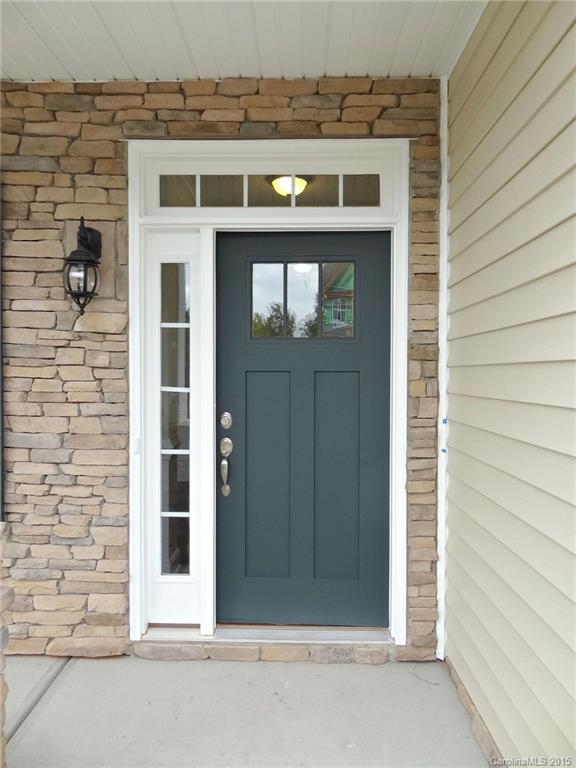 9218 Inverness Bay Road Charlotte, NC 28278 - Photo 2 of 23 Gallery Image 2