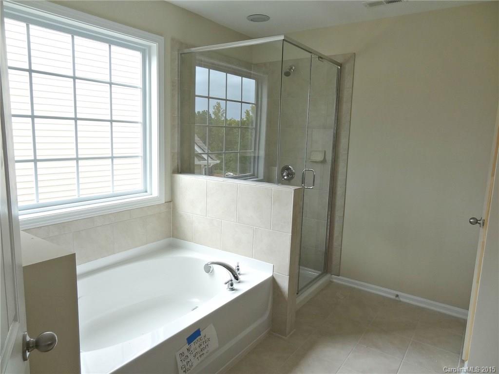 9218 Inverness Bay Road Charlotte, NC 28278 - Photo 15 of 23 Gallery Image 15