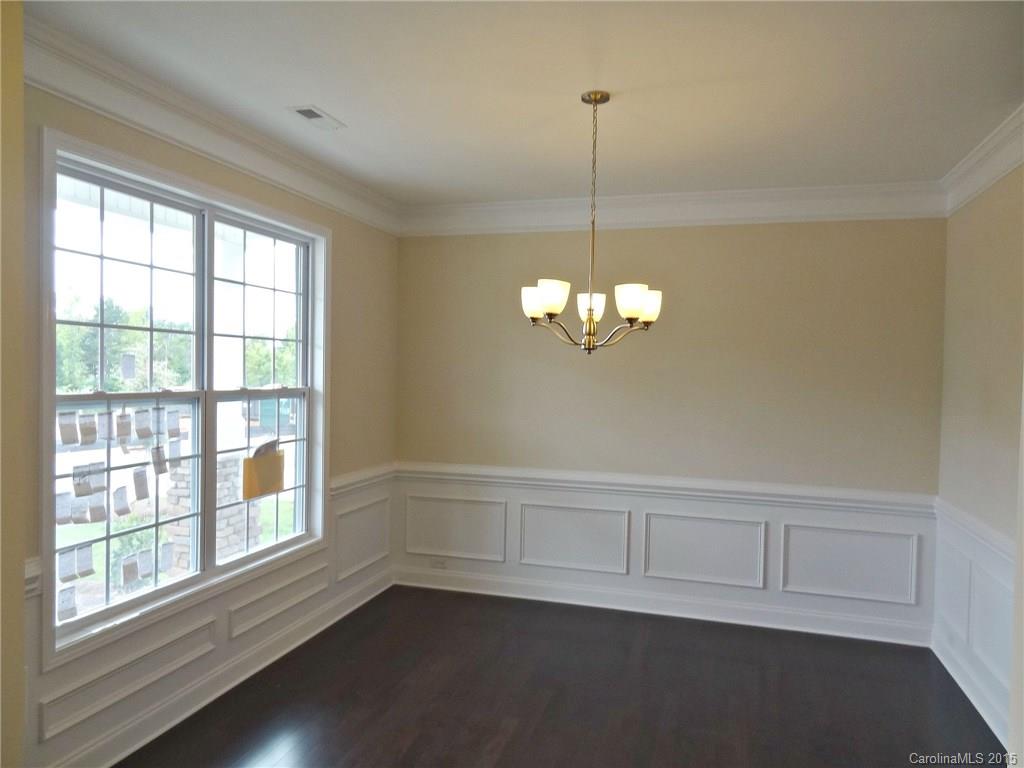 9218 Inverness Bay Road Charlotte, NC 28278 - Photo 3 of 23 Gallery Image 3