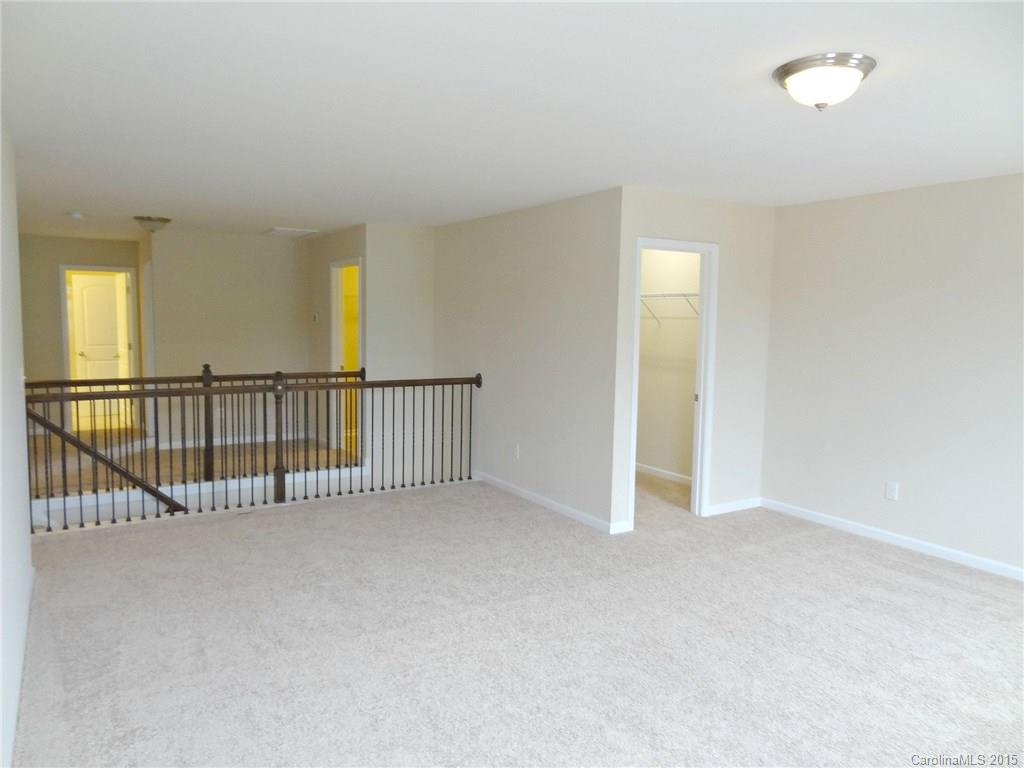 9218 Inverness Bay Road Charlotte, NC 28278 - Photo 10 of 23 Gallery Image 10