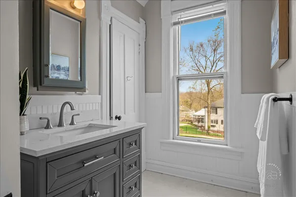 $599,900 | 218 South 1st Street, Geneva, IL 60134