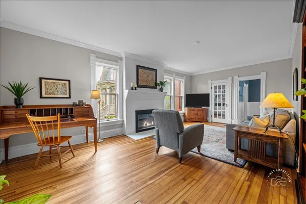 $599,900 | 218 South 1st Street, Geneva, IL 60134
