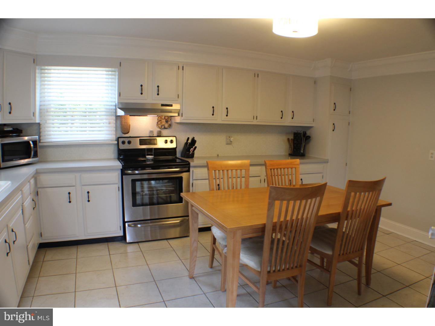 20 Holbrook Road Havertown, PA 19083 - Photo 10 of 25 Gallery Image 10