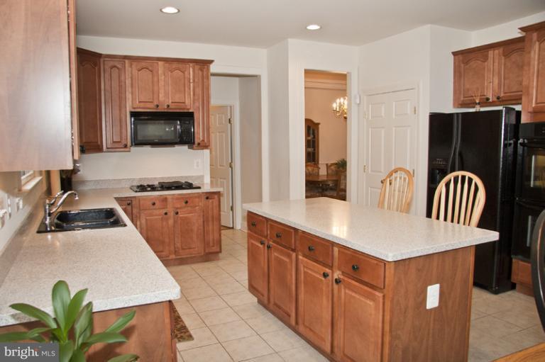 7917 Clark Station Road Severn, MD 21144 - Photo 10 of 24 Kitchen