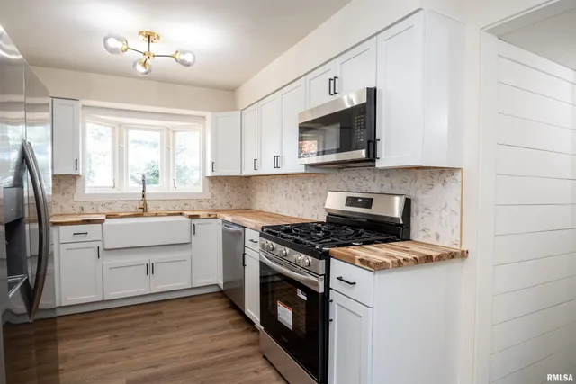 $234,900 | 418 North Trivoli Road, Trivoli, IL 61569