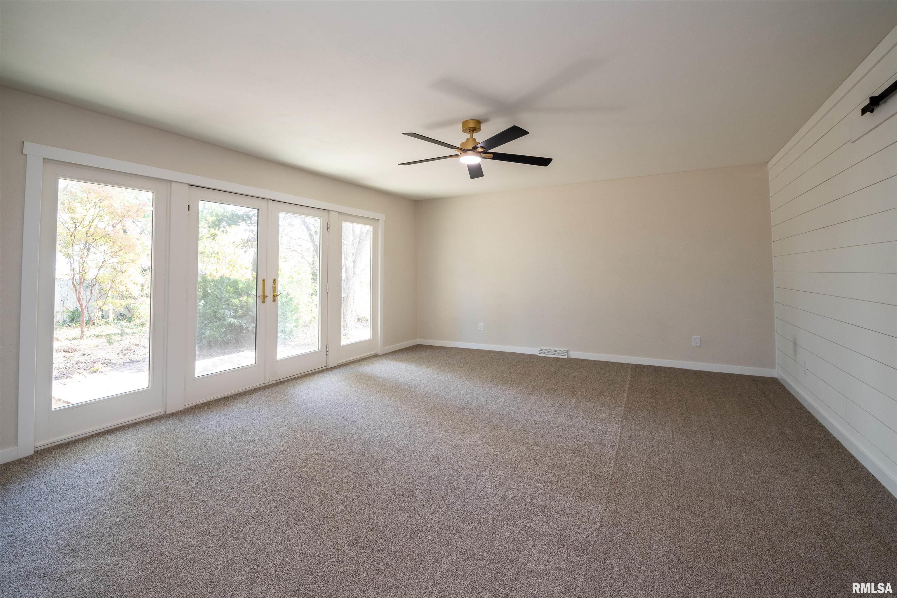 418 North Trivoli Road Trivoli, IL 61569 - Photo 17 of 44