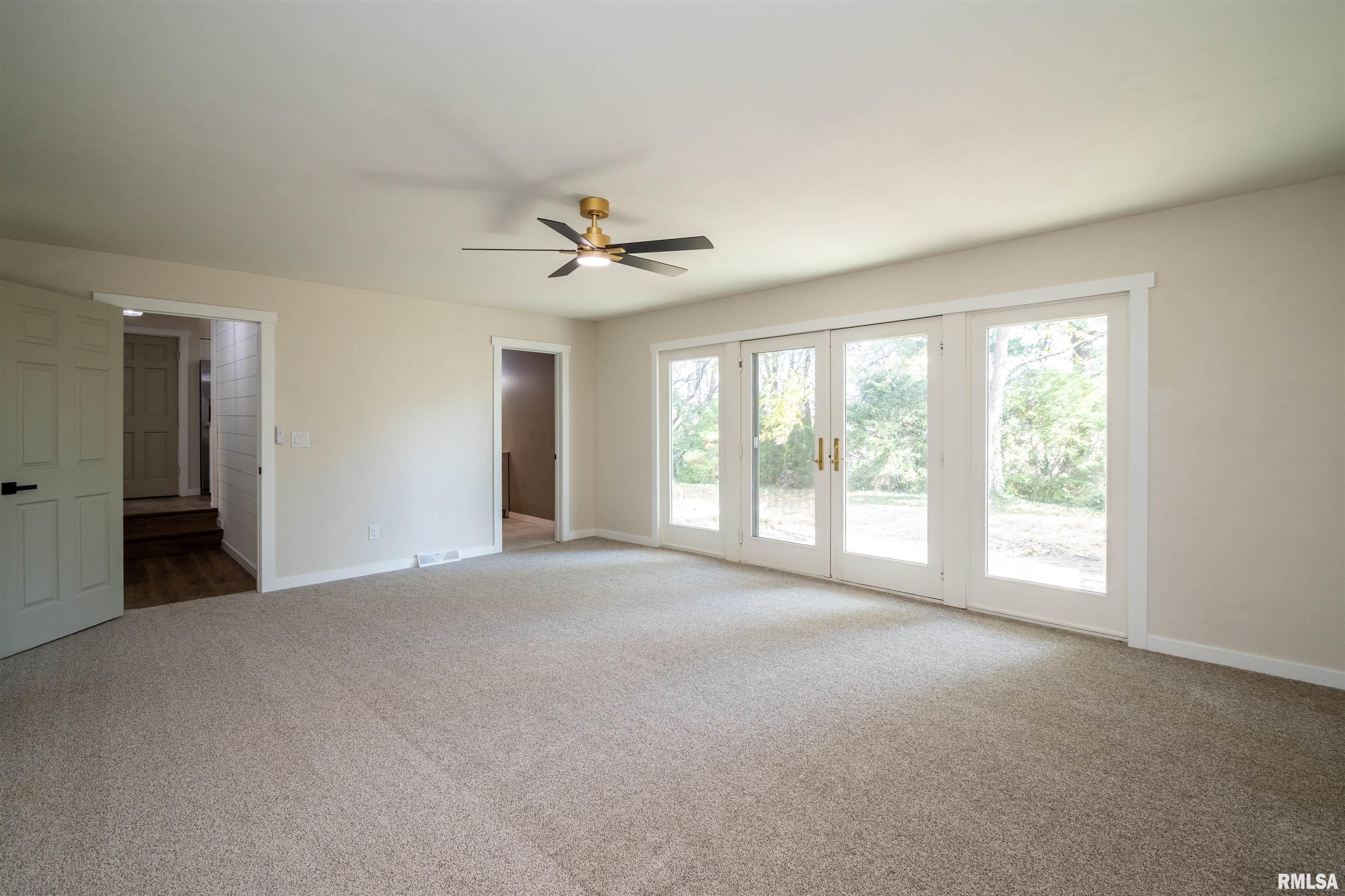 418 North Trivoli Road Trivoli, IL 61569 - Photo 20 of 44