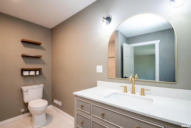 $234,900 | 418 North Trivoli Road, Trivoli, IL 61569