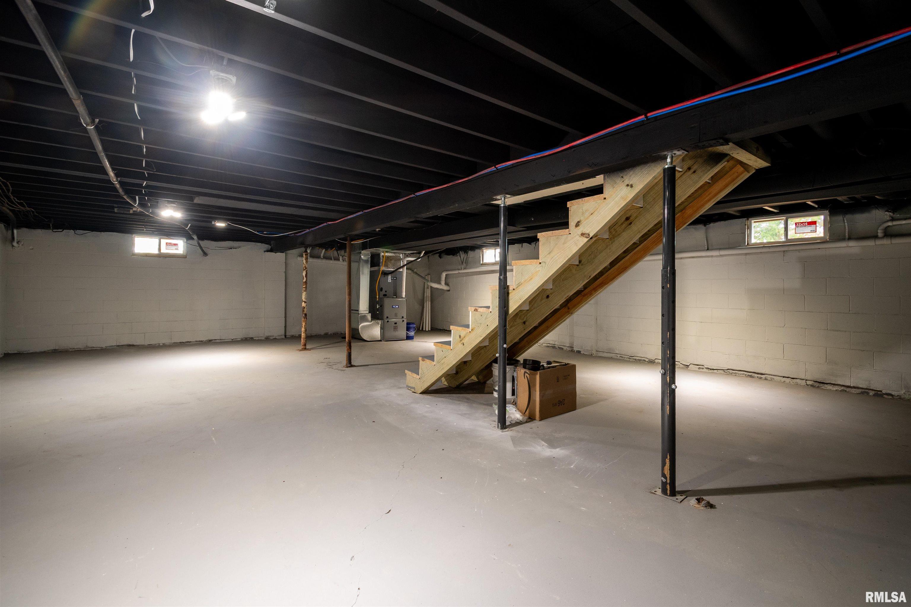 418 North Trivoli Road Trivoli, IL 61569 - Photo 32 of 44