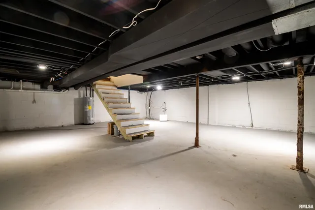 $234,900 | 418 North Trivoli Road, Trivoli, IL 61569