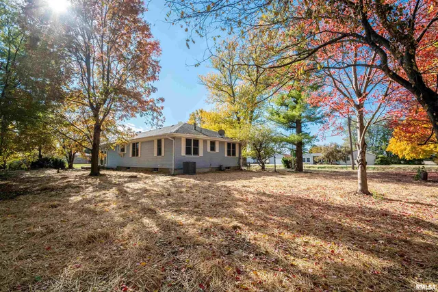 $234,900 | 418 North Trivoli Road, Trivoli, IL 61569