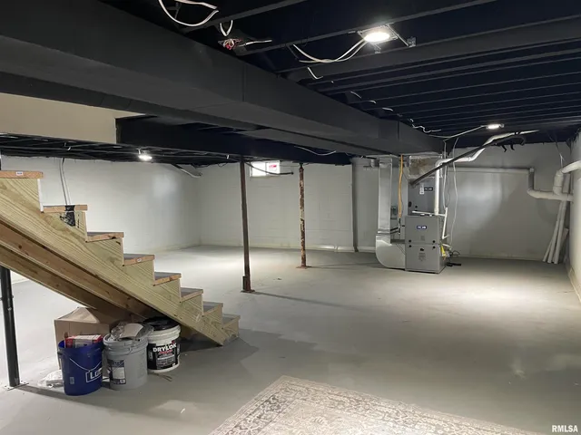 $229,900 | 418 North Trivoli Road, Trivoli, IL 61569