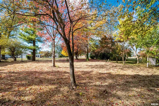 $229,900 | 418 North Trivoli Road, Trivoli, IL 61569