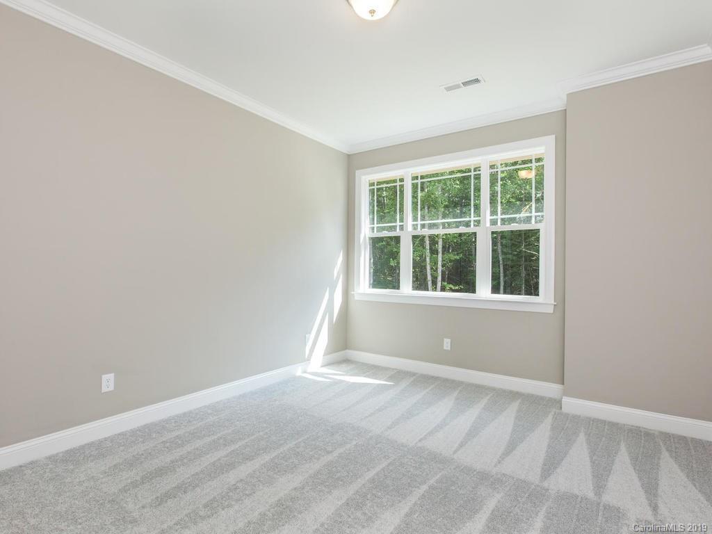 24 Reta Road Fairview, NC 28730 - Photo 22 of 38 Gallery Image 22