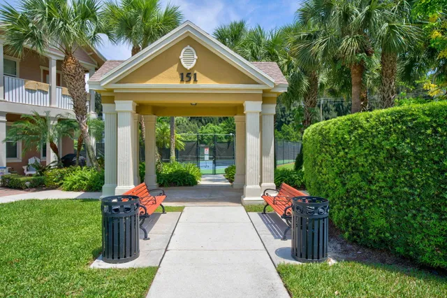 $459,000 | 115 Seagrape Drive, Unit 204, Jupiter, FL 33458