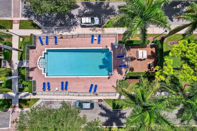 $459,000 | 115 Seagrape Drive, Unit 204, Jupiter, FL 33458