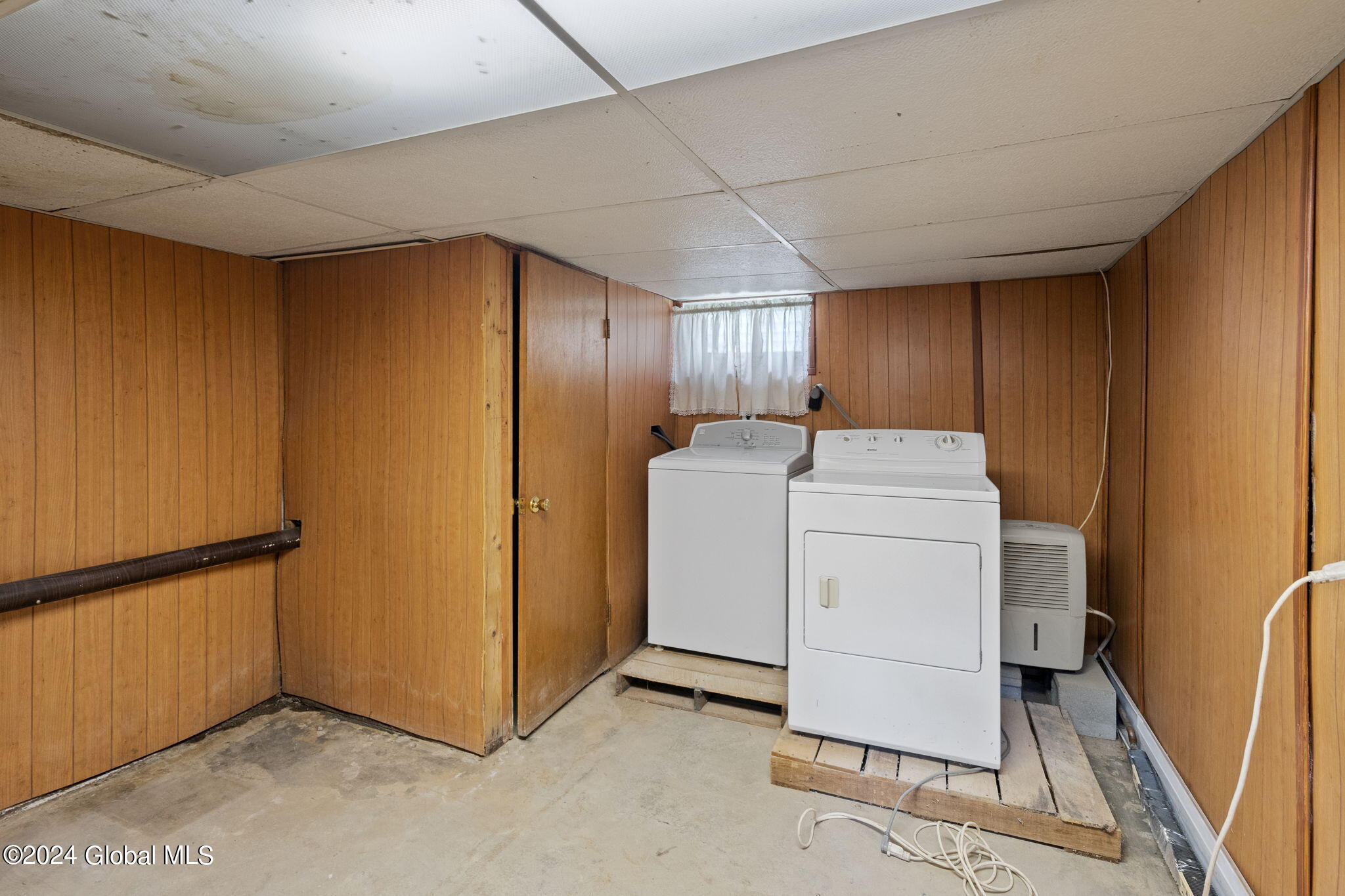 50 New Shaker Road Colonie, NY 12205 - Photo 33 of 34 33-web-or-mls-50-new-shaker-rd