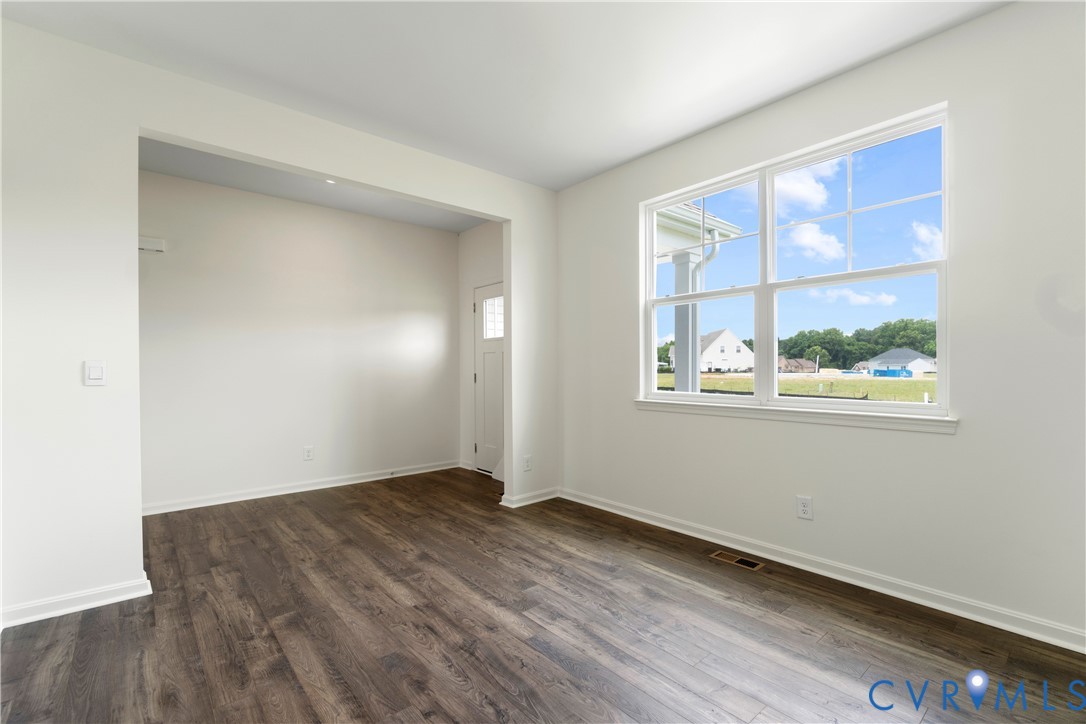 9537 Fuchsia Drive Richmond, VA 23237 - Photo 2 of 24