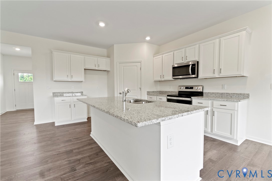 9537 Fuchsia Drive Richmond, VA 23237 - Photo 4 of 24