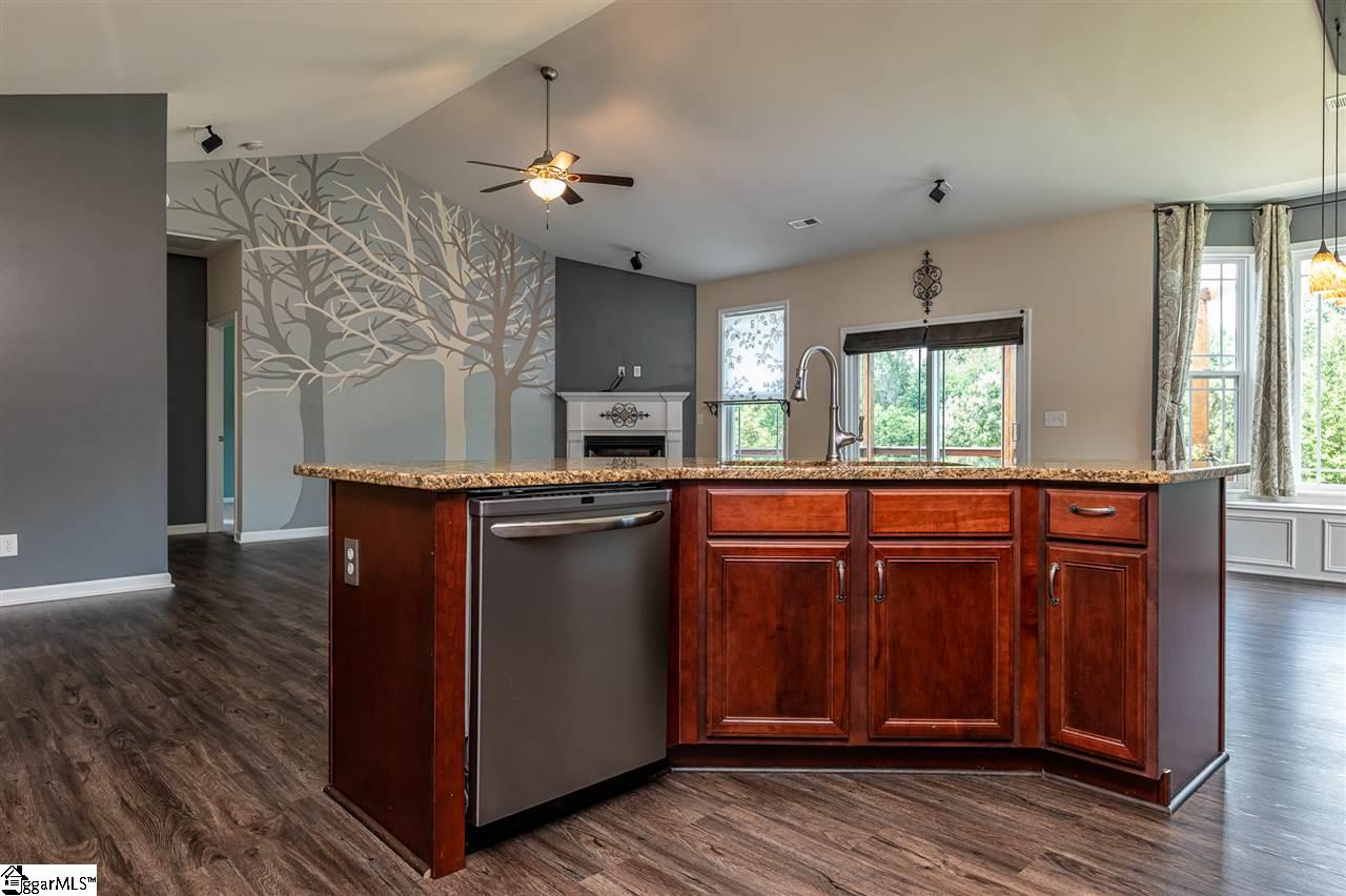 75 Groce Meadow Road Taylors, SC 29687 - Photo 11 of 36 Gallery Image 11
