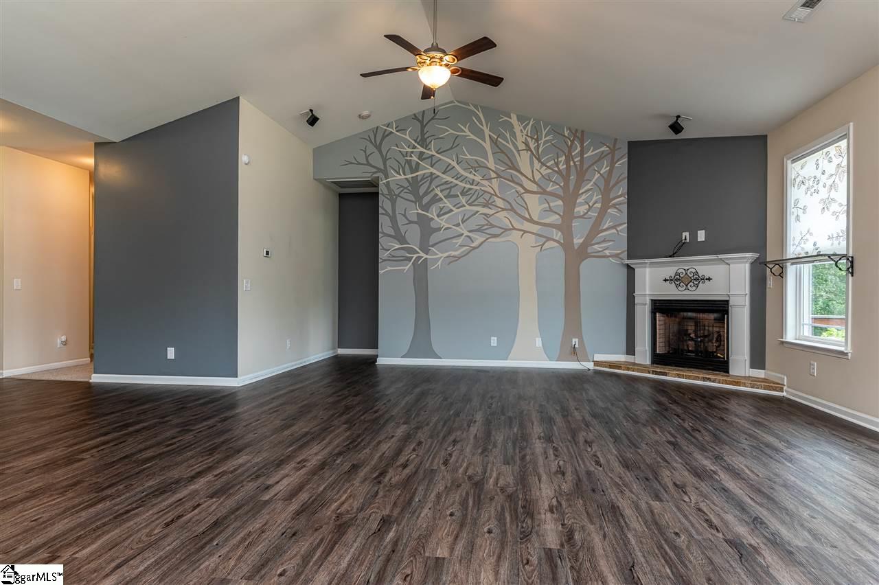 75 Groce Meadow Road Taylors, SC 29687 - Photo 9 of 36 Gallery Image 9