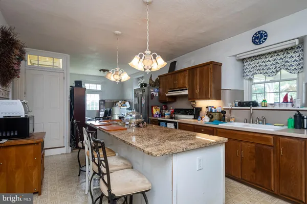 $2,600 | 1112 West Bridge Street, Spring City, PA 19475