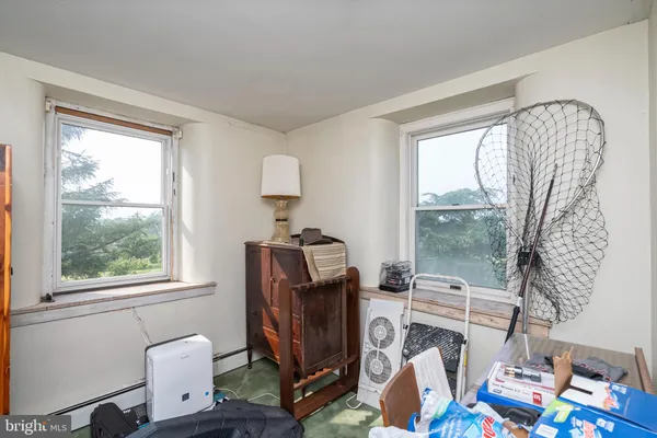 $2,600 | 1112 West Bridge Street, Spring City, PA 19475