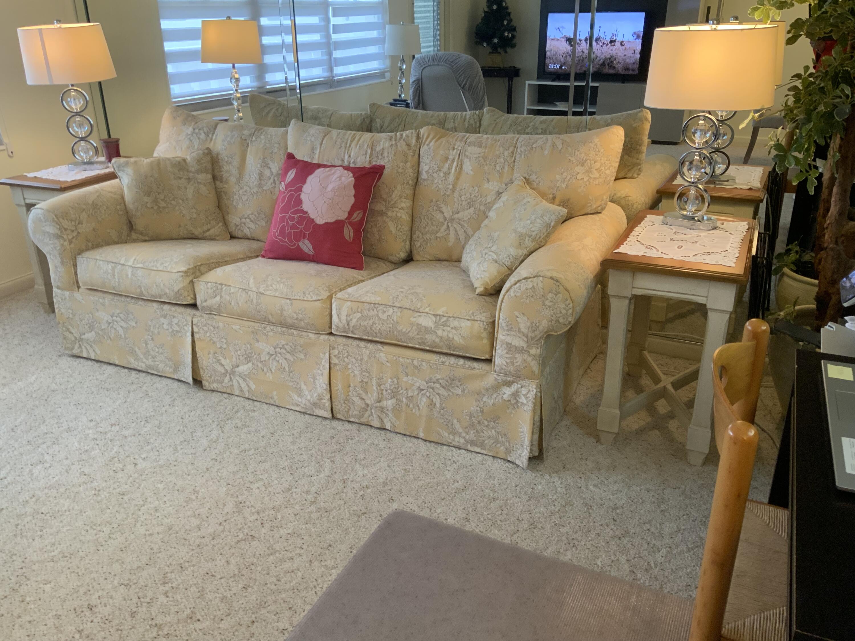 353 Dorset I Boca Raton, FL 33434 - Photo 13 of 30 a living room with furniture and a couch