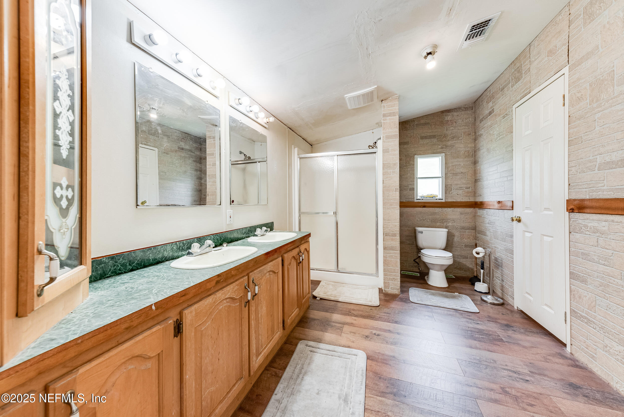 8878 Orme Road Jacksonville, FL 32220 - Photo 14 of 20 Primary Bathroom