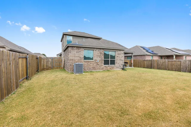 $399,999 | 1037 McDonald Drive, Crowley, TX 76036