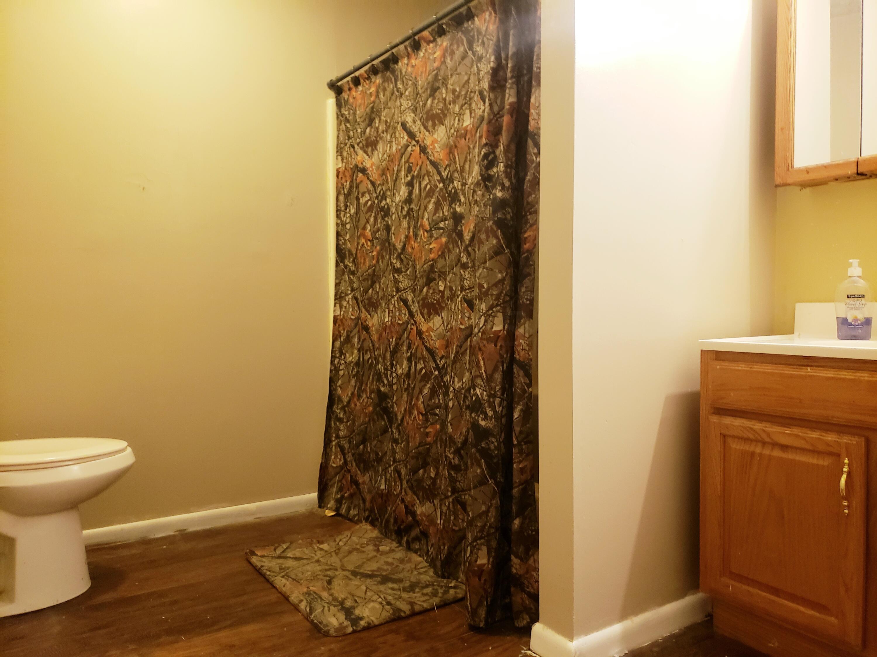 3071 Van Fossen Road Utica, OH 43080 - Photo 20 of 53 Full Bath 1
