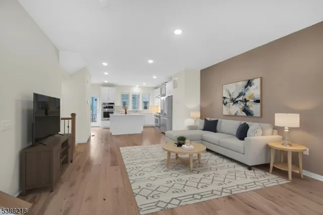 $4,950 | 32 Gala Court, Livingston, NJ 07039