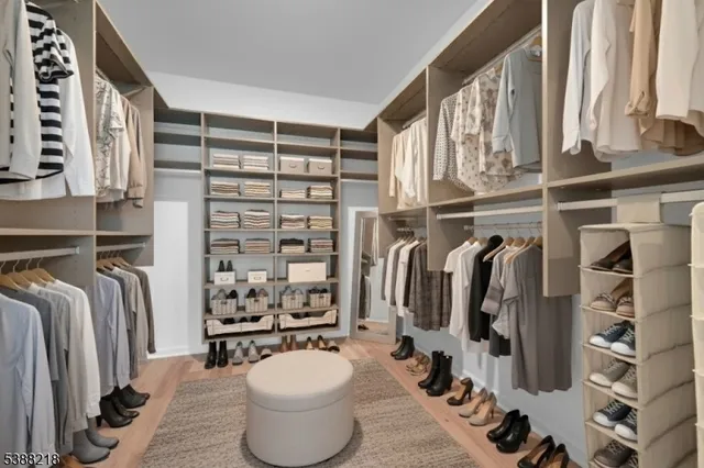 $4,950 | 32 Gala Court, Livingston, NJ 07039