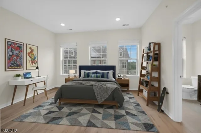 $4,950 | 32 Gala Court, Livingston, NJ 07039