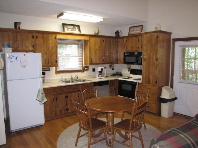 38 Dogwood Road Burnside, KY 42519 - Photo 4 of 7 38 Dogwood 5