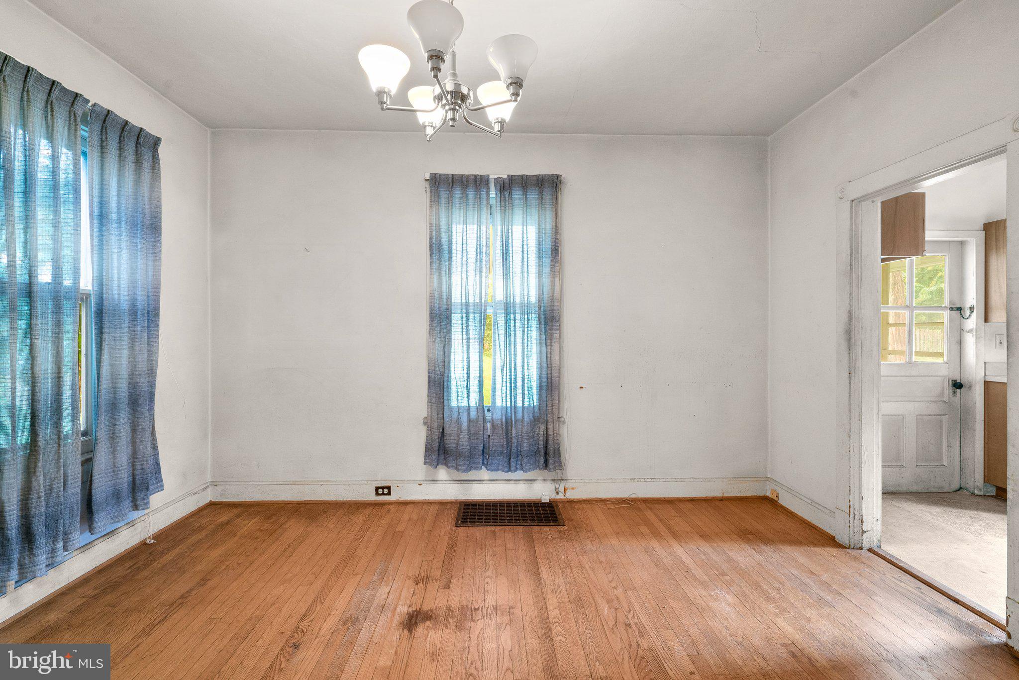 1911 Elkhart Street Silver Spring, MD 20910 - Photo 15 of 42 Gallery Image 15