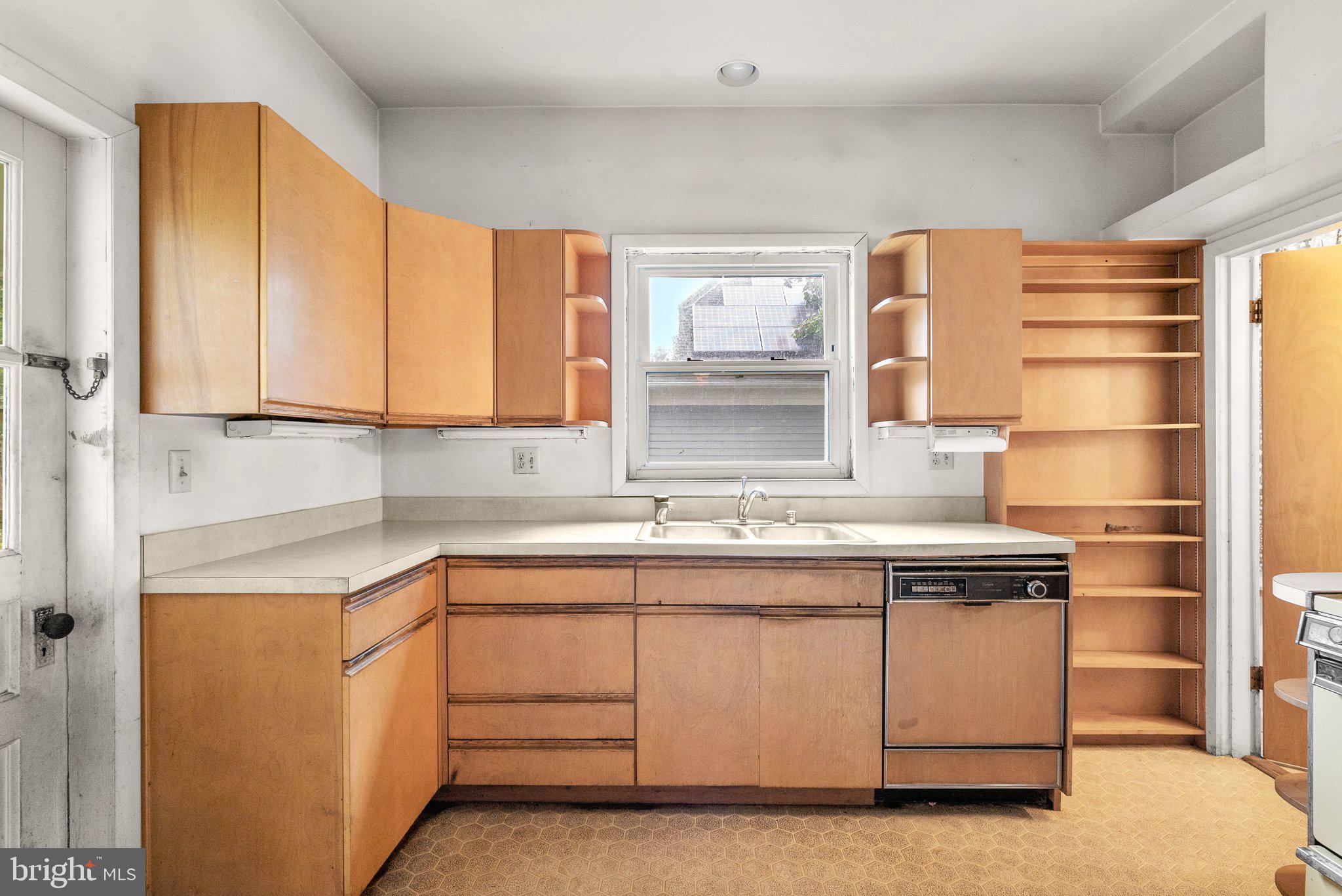 1911 Elkhart Street Silver Spring, MD 20910 - Photo 16 of 42 Gallery Image 16