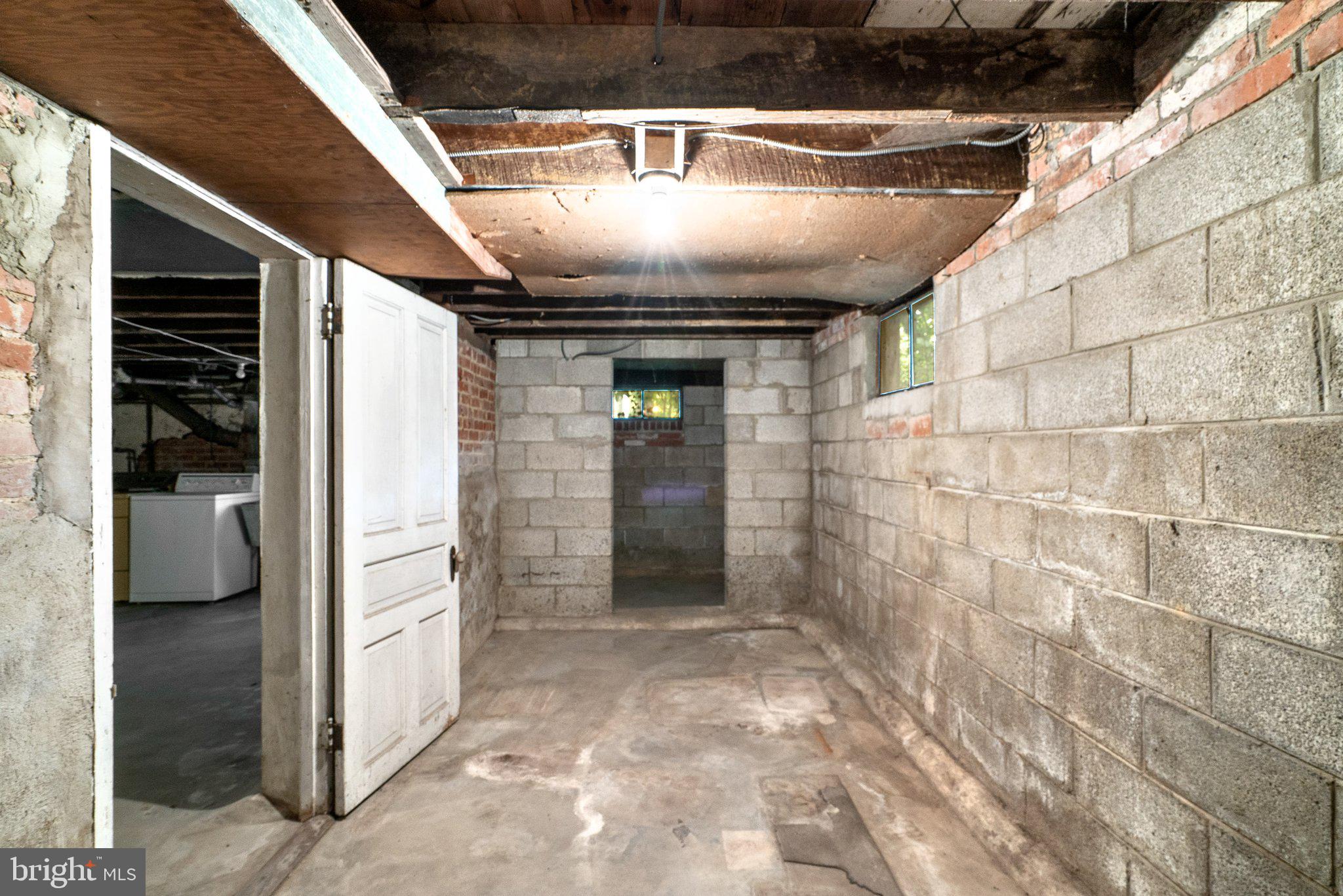 1911 Elkhart Street Silver Spring, MD 20910 - Photo 38 of 42 Gallery Image 38