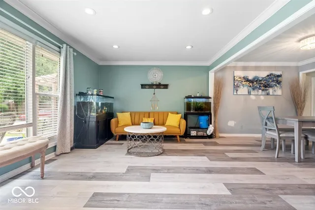 $385,000 | 655 Yosemite Drive, Indianapolis, IN 46217