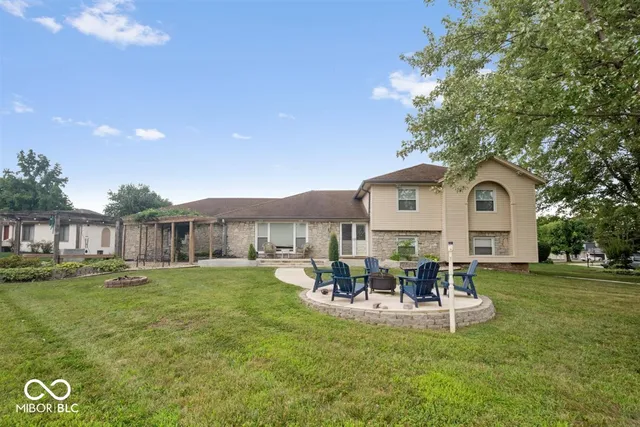 $385,000 | 655 Yosemite Drive, Indianapolis, IN 46217