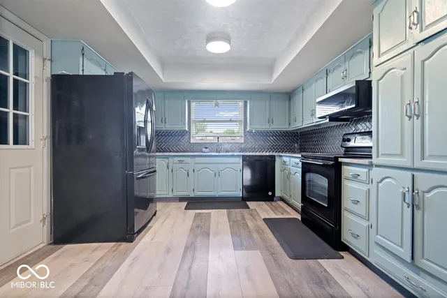 $385,000 | 655 Yosemite Drive, Indianapolis, IN 46217