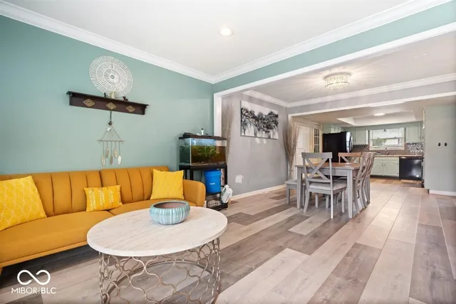 $385,000 | 655 Yosemite Drive, Indianapolis, IN 46217