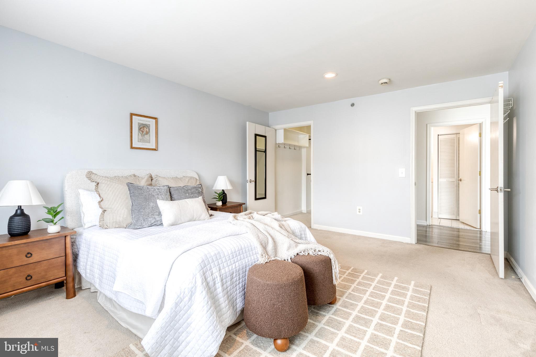 2702 Lighthouse Point East, Unit 719 Baltimore, MD 21224 - Photo 27 of 34