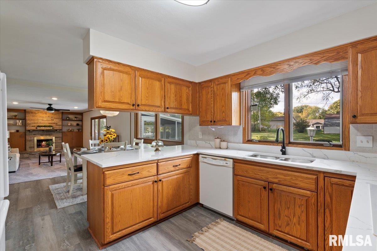 2706 Ridgewood Avenue Davenport, IA 52803 - Photo 16 of 65