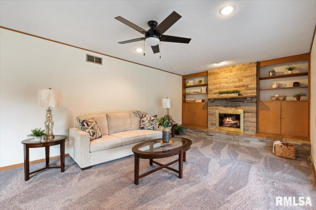 2706 Ridgewood Avenue Davenport, IA 52803 - Photo 28 of 65