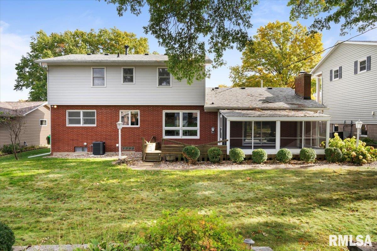 2706 Ridgewood Avenue Davenport, IA 52803 - Photo 60 of 65