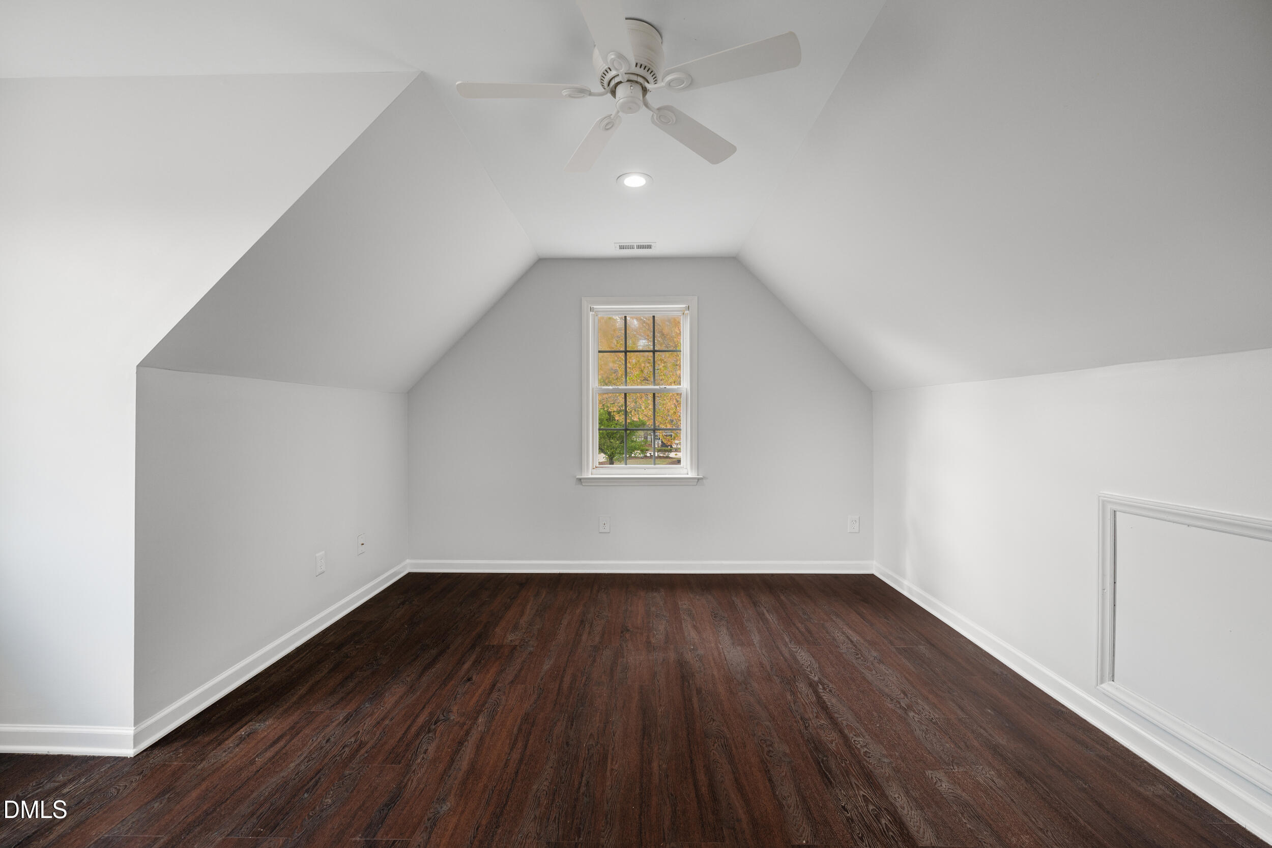 24 Country Side Drive Roxboro, NC 27574 - Photo 9 of 36 13 -24 country side dr, interior