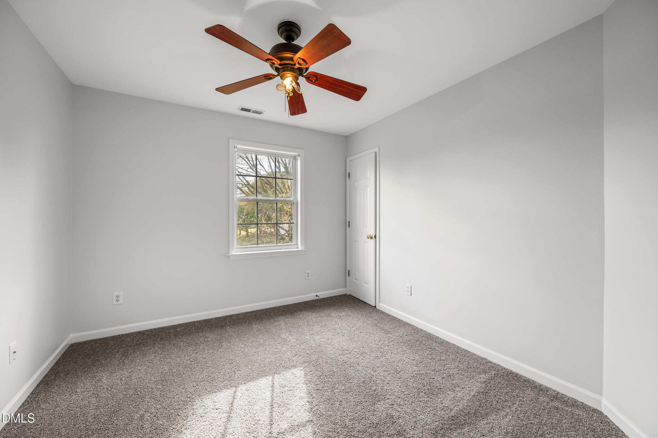 24 Country Side Drive Roxboro, NC 27574 - Photo 11 of 36 15 -24 country side dr, interior